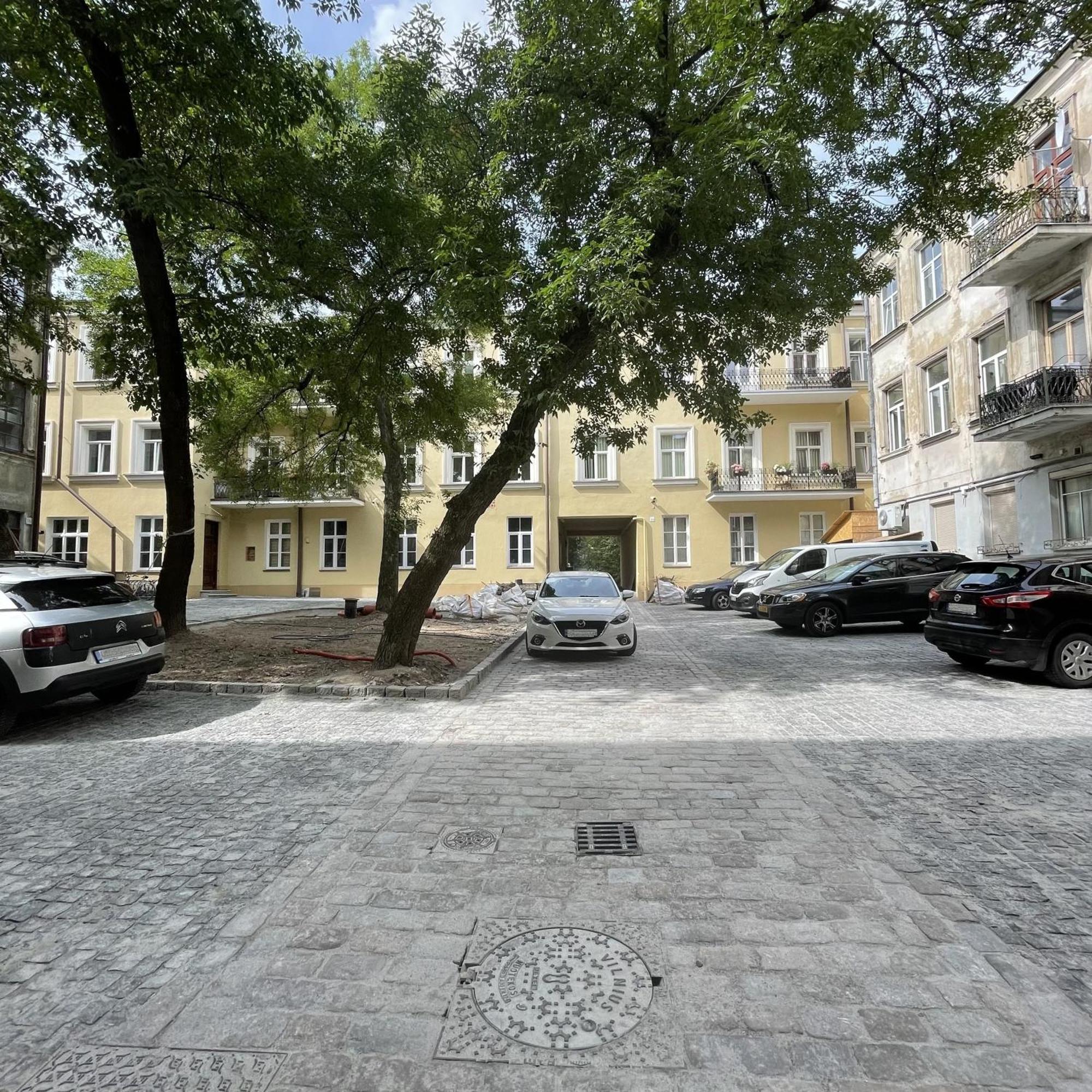 Modern Vilnius Old Town Apartment With Free Parking Zewnętrze zdjęcie